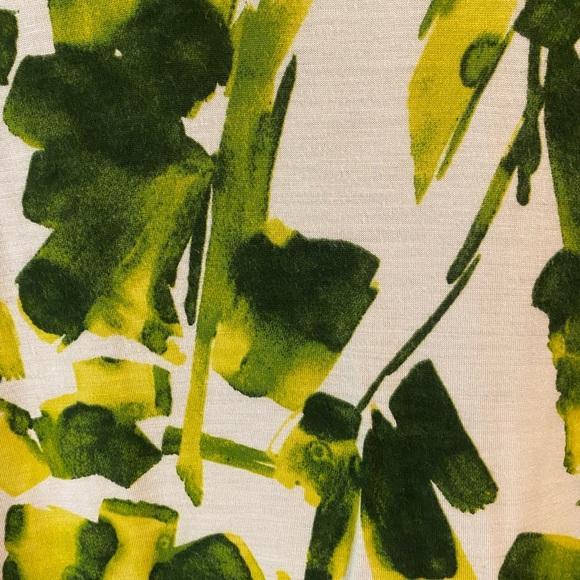 Vera Wang Tank Top - Picture 5 of 6